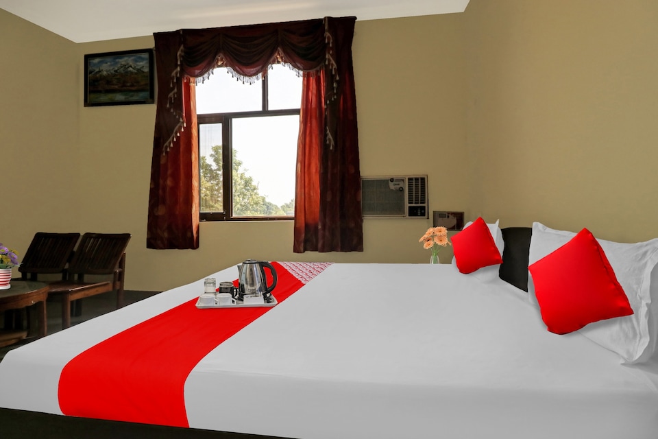 OYO Hotel Sidharth, Dharamshala Cluster, Dharamshala