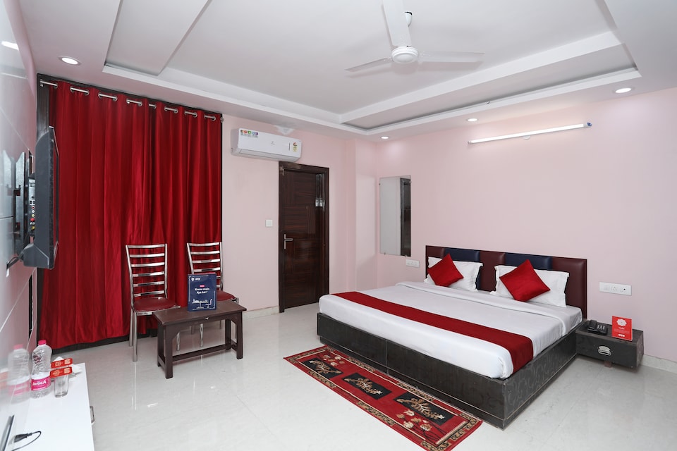 OYO 10559 Pitampura, Pitampura - Rohini Delhi, Delhi