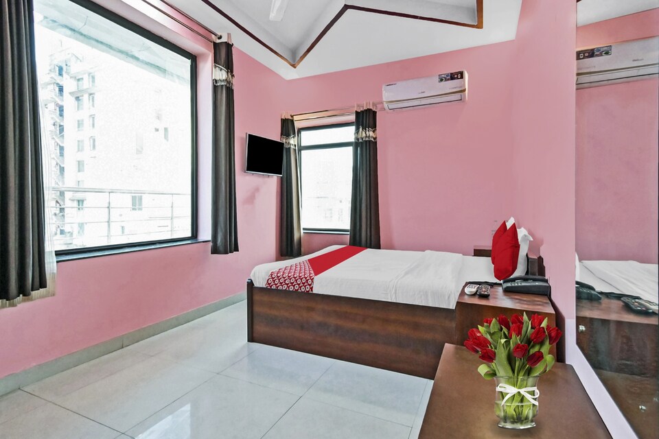 Collection O 88300 Hotel Jai Palace, C Scheme Jaipur, Jaipur