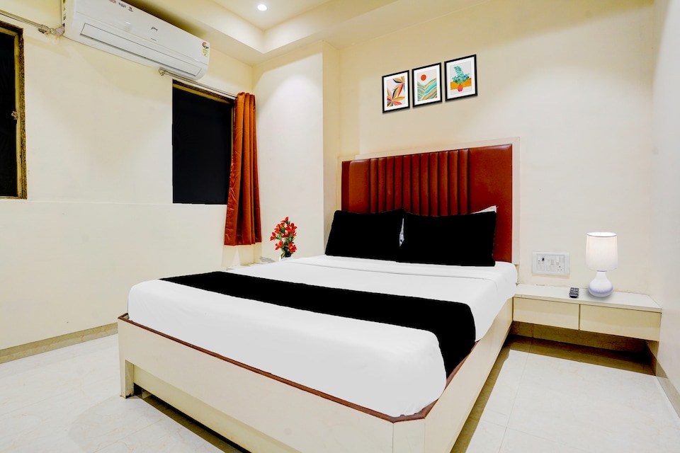 Super Collection O Ulhasnagar Railway Station Formerly Hotel Derby, Mumbai- Kalyan-Bhiwandi- Badalapur, Mumbai