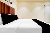 Collection O Ulhasnagar Railway Station Formerly Hotel Derby