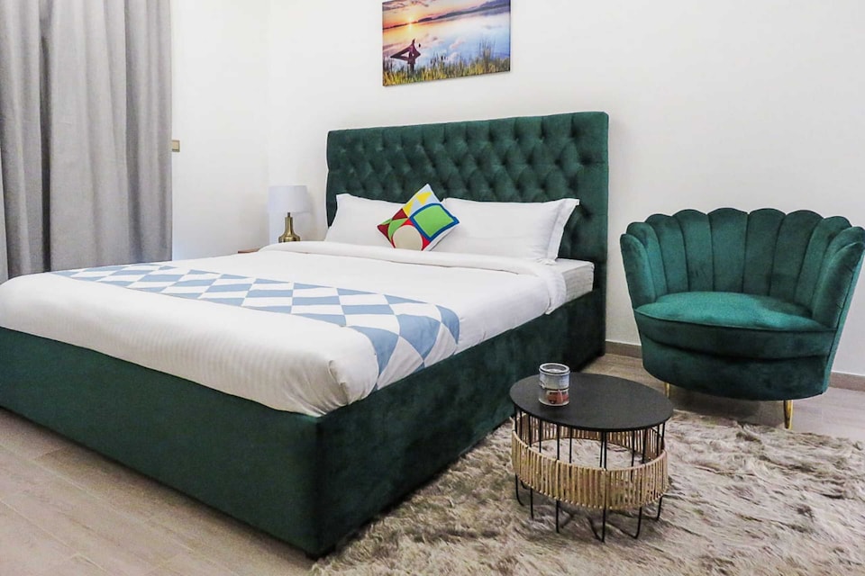 OYO 860 Studio Apartment,Maya Tower 4, Jumeirah Village Triangle	, Al Barsha Dubai, Dubai