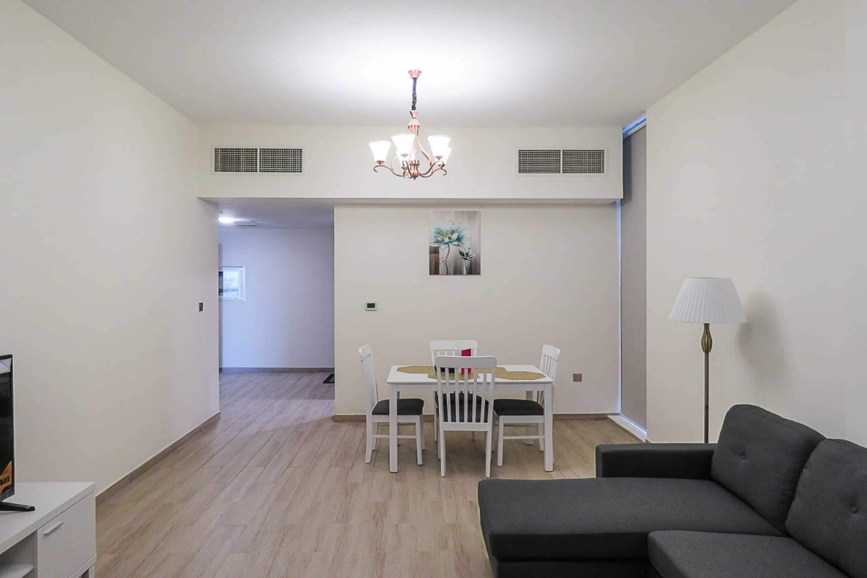OYO 861 One Bedroom Apartment,Maya Tower 4, Jumeirah Village Triangle, Al Barsha South 5