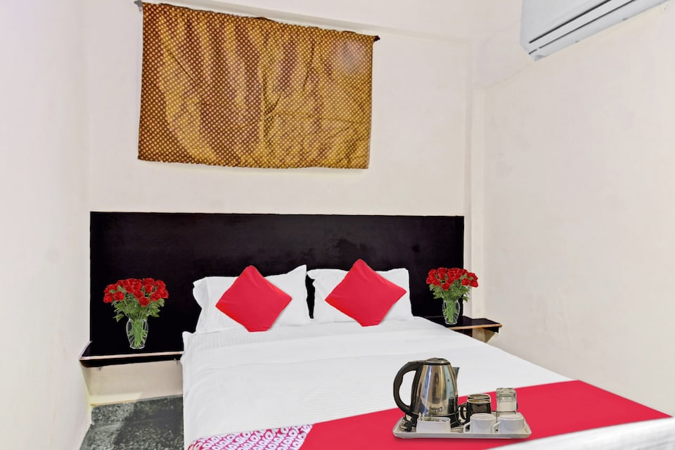 OYO 88321 Pinnacle Hotel, Bus Stand Nagpur, Nagpur