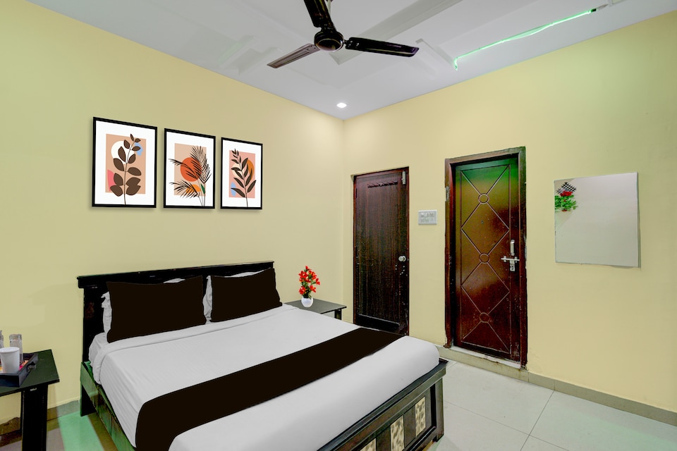 Hotel O District Court Ranga Reddy Formerly Hanuma Residency, Dilsukhnagar - Kothapet, हैदराबाद