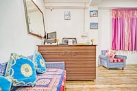 Hotel O Laxmi Niwas