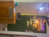 OYO Hotel Barry Love