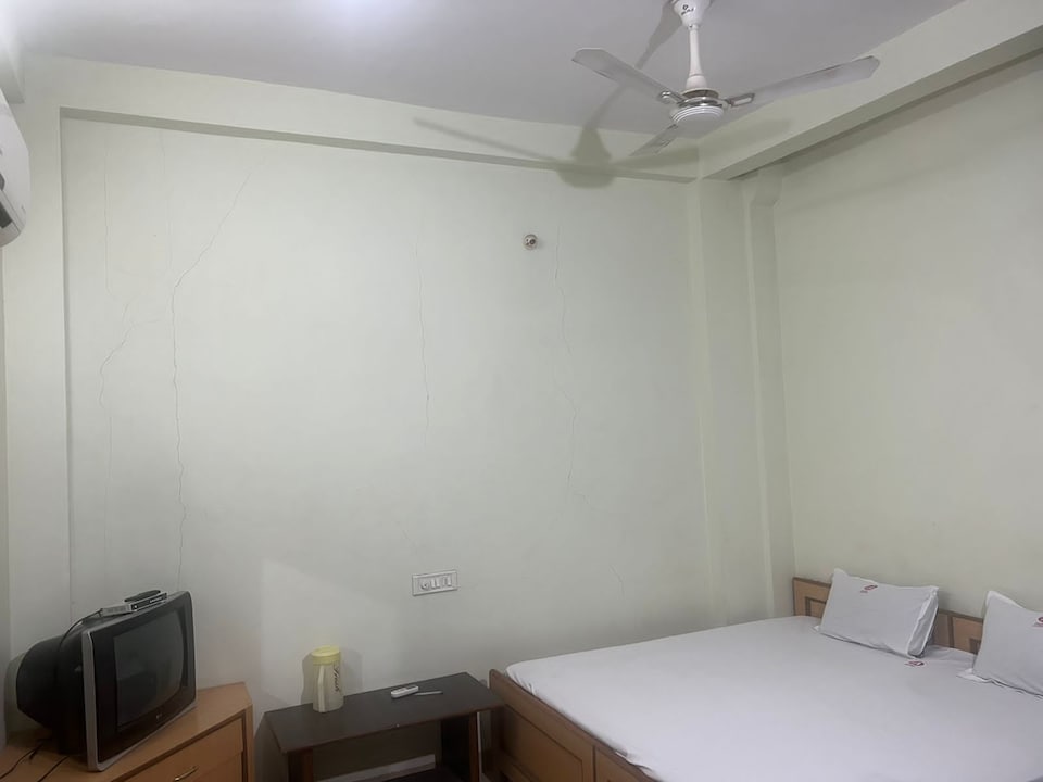 Spot On 88446 Ashirwad Hotel, Maheshwar, Maheshwar