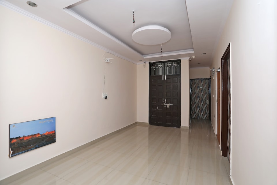 Hotel O Deepak, Sindhi Camp, Jaipur