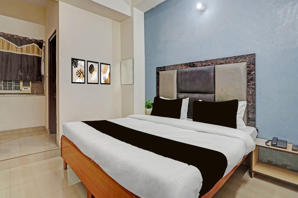 Super Hotel O Gopinath Temple Jaipur Formerly Deepak Inn, Sindhi Camp, Jaipur