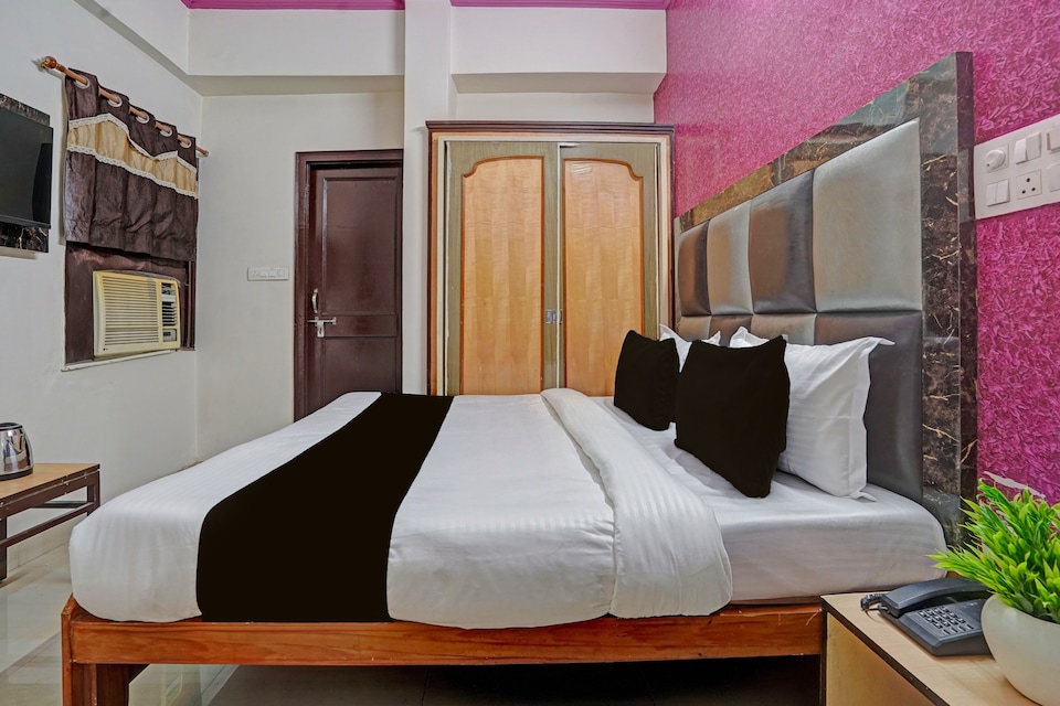 Hotel O Gopinath Temple Jaipur Formerly Deepak Inn, Sindhi Camp, Jaipur
