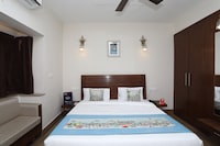 OYO Hotel The Green Majestic