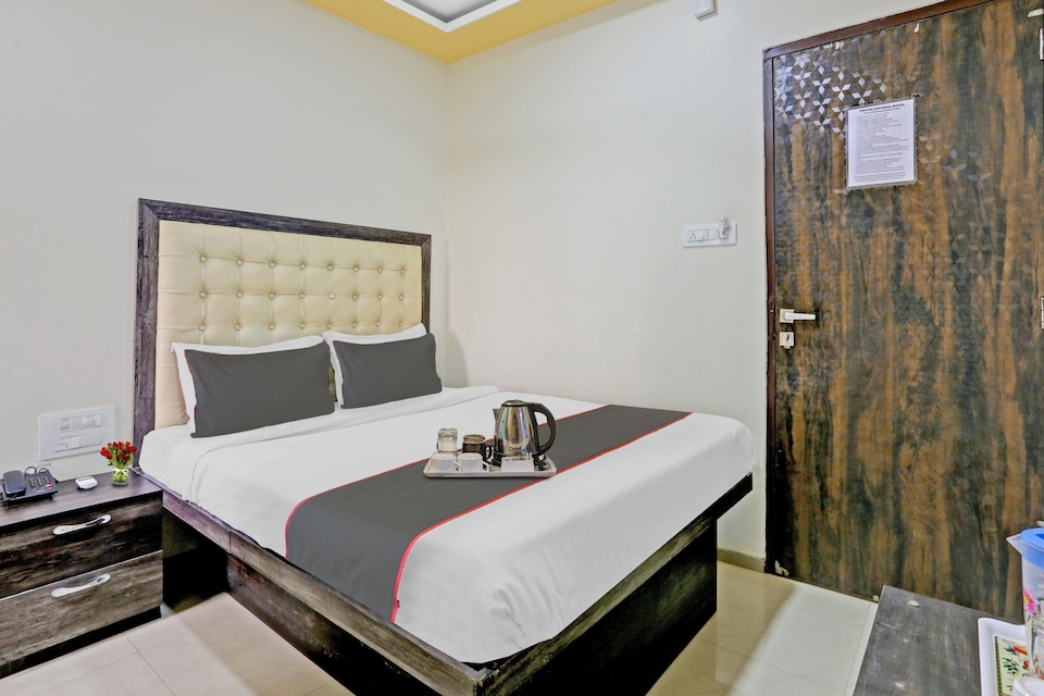 Flagship Hotel Skylink Hospitality Near Haji Ali Dargah, Mumbai Central-Byculla, Mumbai