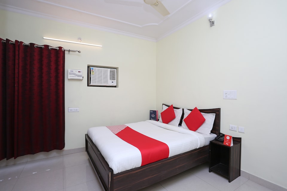 Hotel O Lime Wood , Dehradun Railway Station, Dehradun