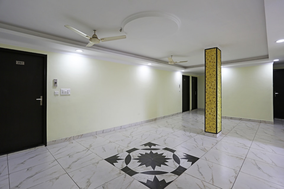 Hotel O Lime Wood , Dehradun Railway Station, Dehradun