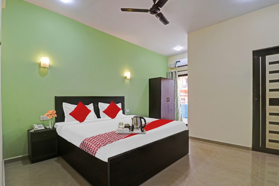 OYO Flagship 88535 Calangute Beach Walk, Calangute Goa, Goa