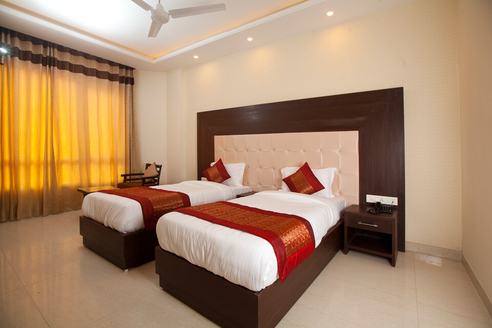 OYO 387 Hotel Eden Royal, Old Gurgaon, Gurgaon