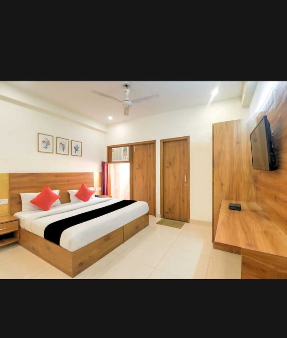 Capital O The Vegas Near Palam Metro Station, Dwarka Delhi, Delhi