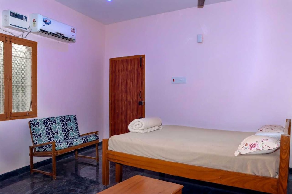 POP Veeras Lodge, Cumbum, Cumbum