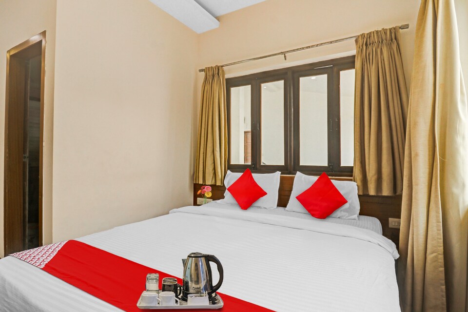 OYO Hotel Aquaa Near Candolim Beach, Calangute Goa, Goa