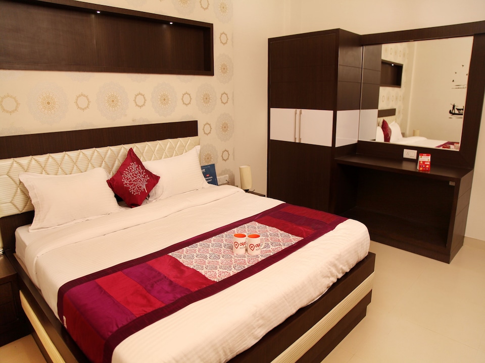 OYO 1440 Hotel Rivera Palace, Lanka, Varanasi