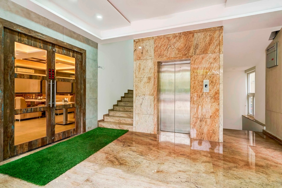 Collection O Vijaya Palace Near Vijayanagar Metro Station, Nagarbhavi Bangalore, Bangalore