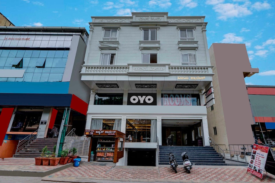 Collection O Vijaya Palace Near Vijayanagar Metro Station, Nagarbhavi Bangalore, Bangalore