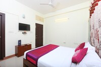 OYO Sorgam Serviced Apartments Near Chennai International Airport