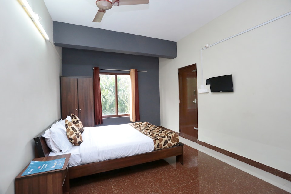 OYO 10387 Edakkal Holiday Home, Sultan Bathery, Wayanad