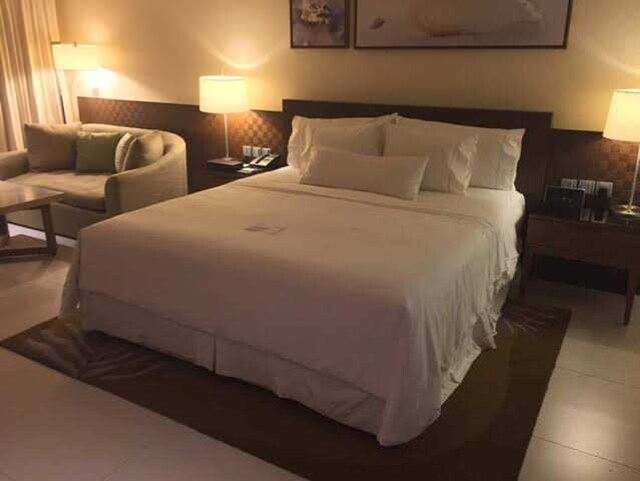 OYO Lake View Paradise Hotel