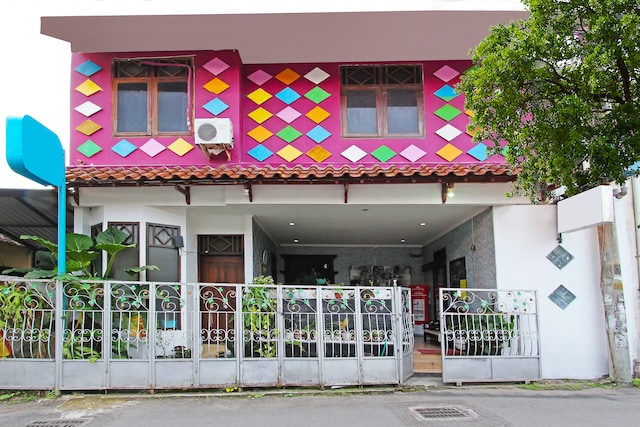 Hotel O Trihakso Guesthouse