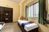 SPOT ON Dreams Inn Near Lalbagh Botanical Garden