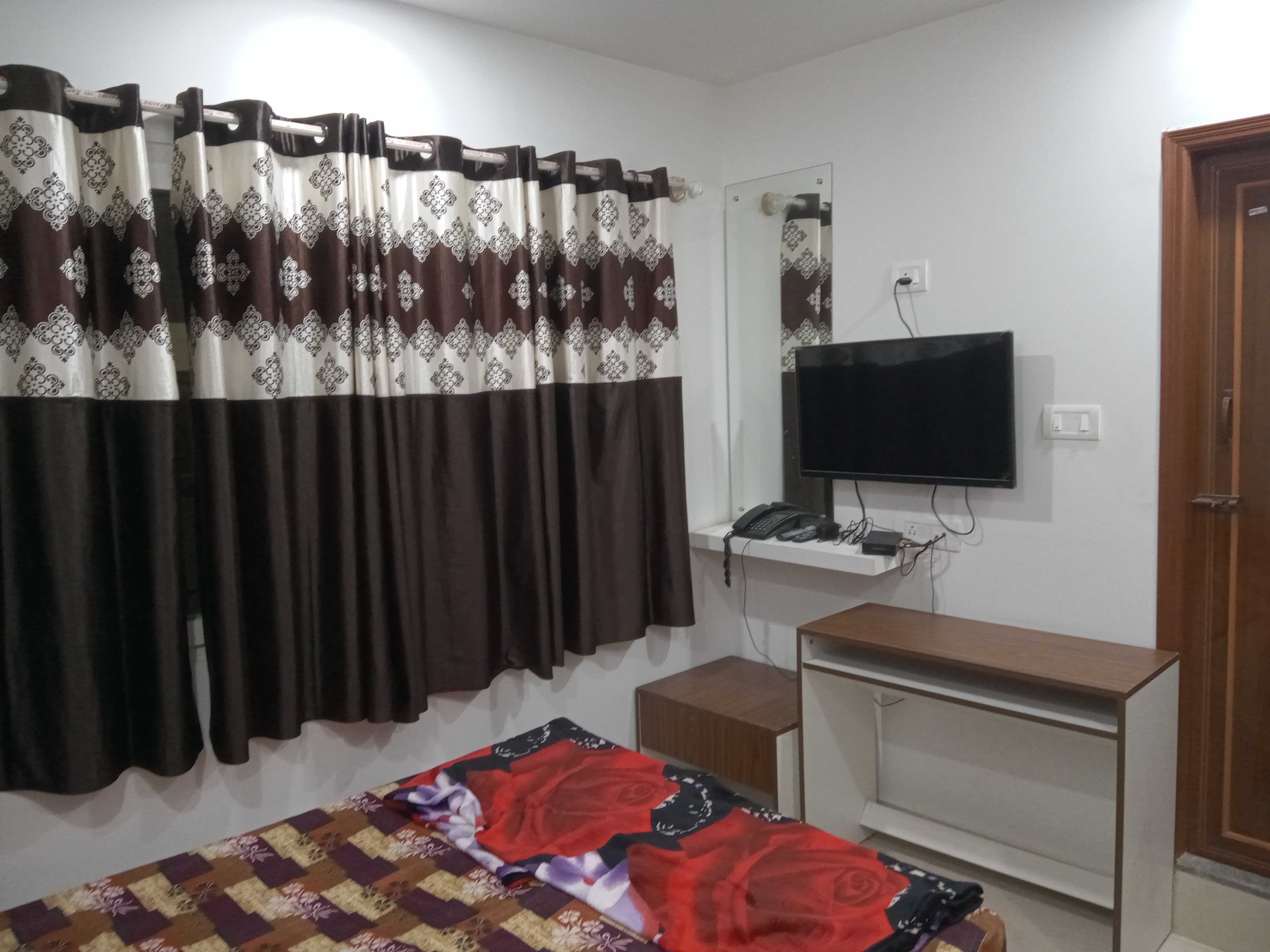 Hotels in Electronic City Phase Ii, Bangalore Starting ₹407 Upto 81