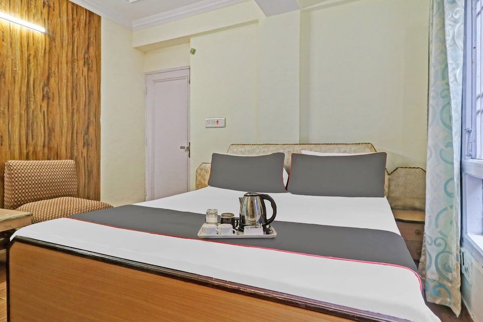 Capital O Traditional Hotel Himani, Mall-Road, Shimla