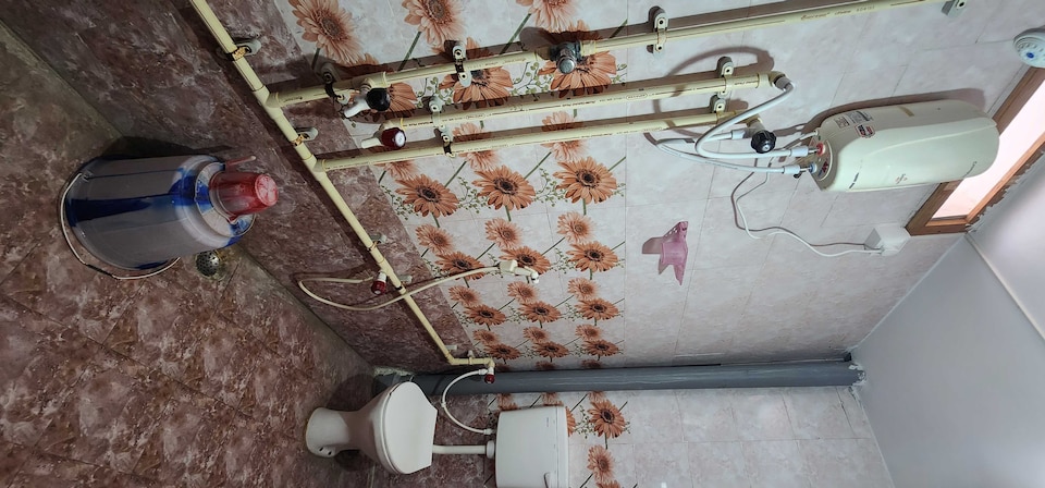 Live Under - MDU215, Madurai City Centre, Madurai