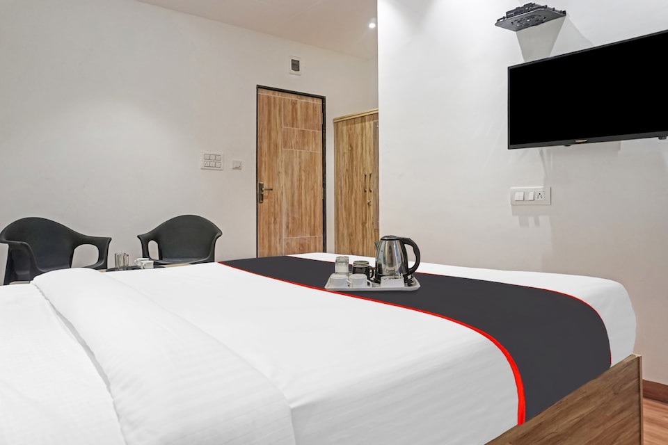 Collection O Hotel Farmaish Garden, Pimpri Pune, Pune