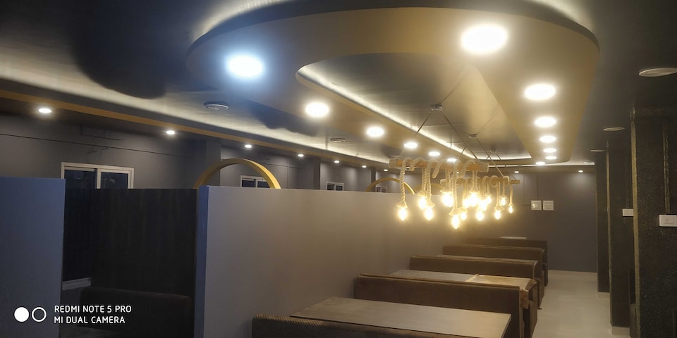 POP Aashiyana hotel & restaurant, Railway Station Begusarai, Begusarai