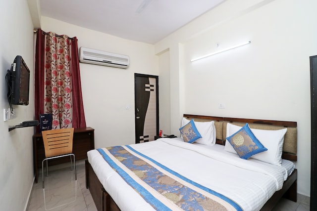 OYO Triage Home Stay