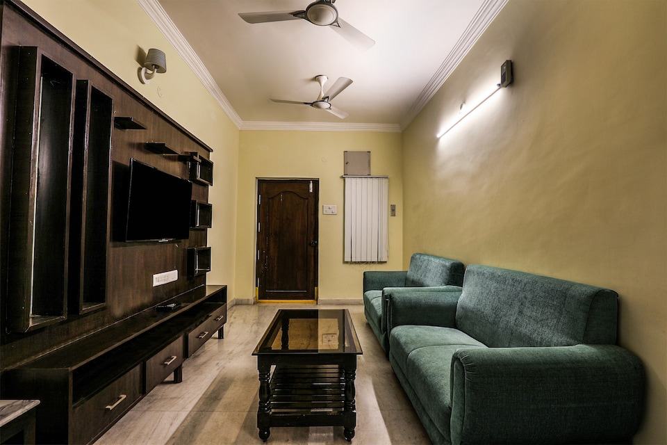 OYO 10597 Shri Nirvana Inn, Kothaguda, Hyderabad