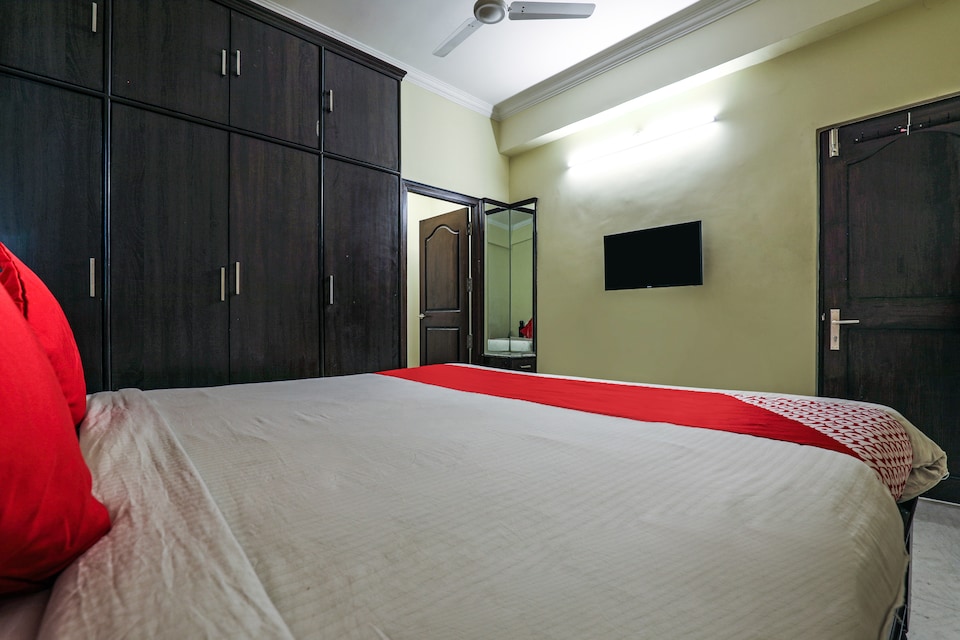 OYO 10597 Shri Nirvana Inn, Kothaguda, Hyderabad
