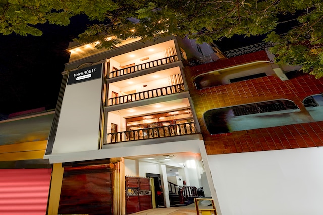 Townhouse White Town Near Rock Beach Formerly Prakasam Residency