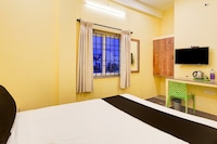 Townhouse White Town Near Rock Beach Formerly Prakasam Residency