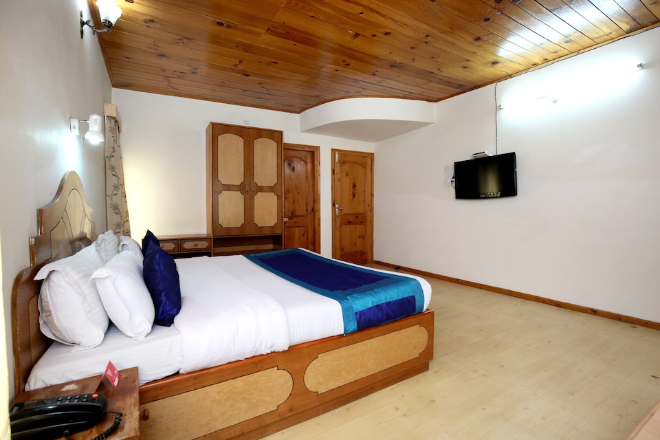 OYO Rangri, Kanyal Road, Manali