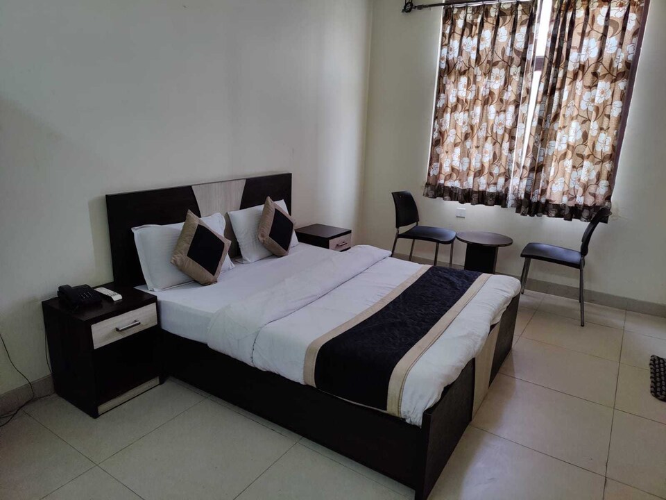 OYO Hotel Arihant Palace, Sindhi Camp, Jaipur