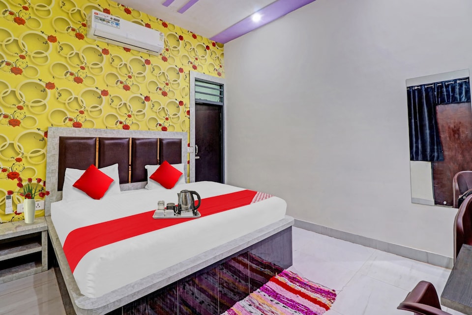 OYO 88936 Good times Guest House, Fatehabad Road, Agra