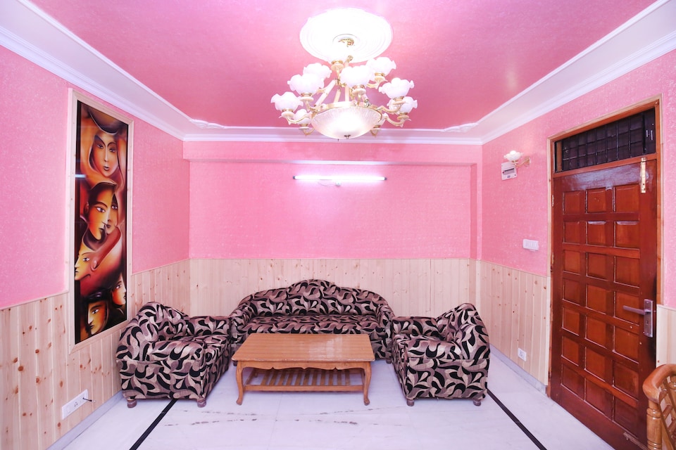 OYO Home 10411 Family Suite, Chotta Shimla, Shimla