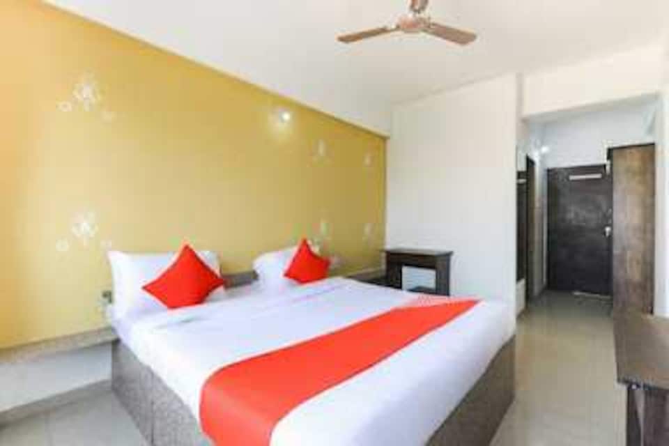 OYO Flagship 88947 Hotel Lucky Inn, Sanand, Ahmedabad