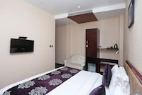 OYO Hotel Kama International