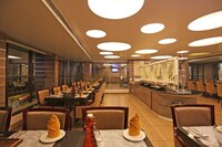 OYO Hotel Kama International