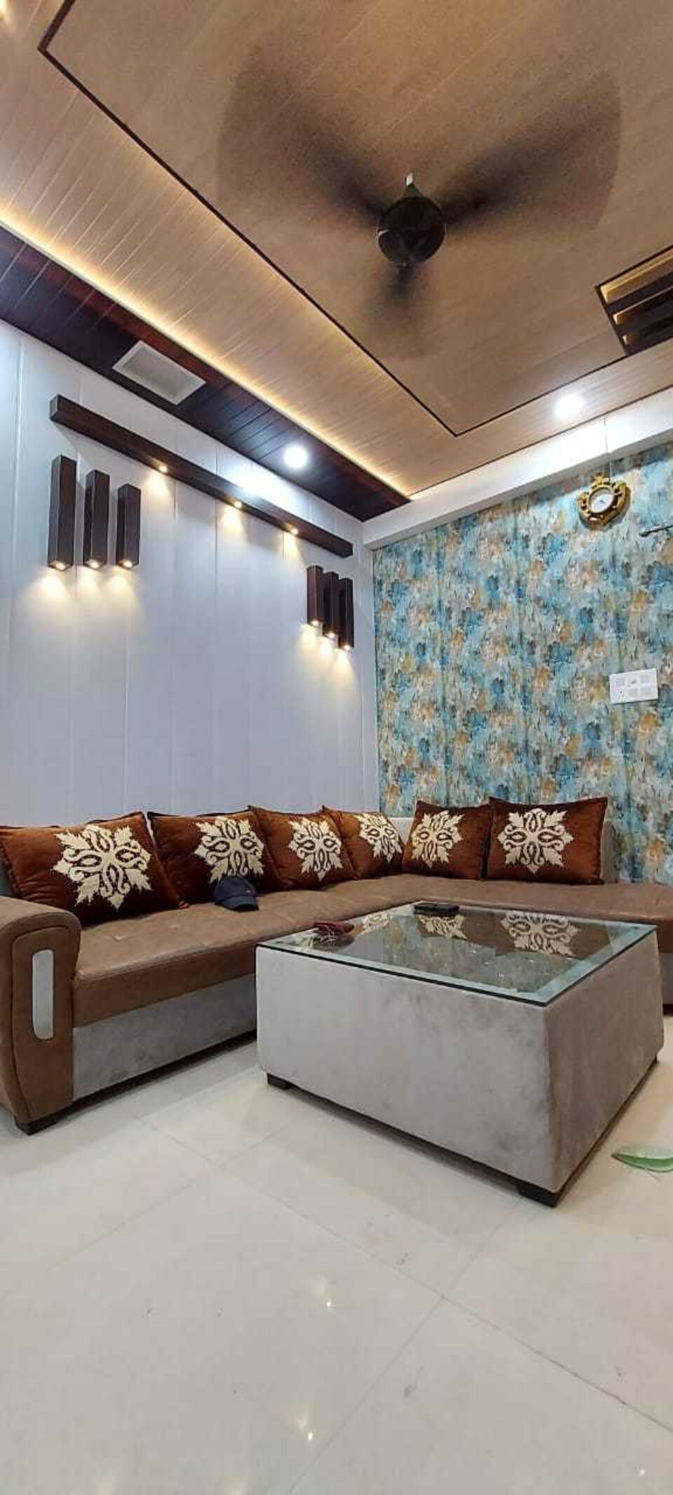 Subh neel hotel, Lanka, Varanasi